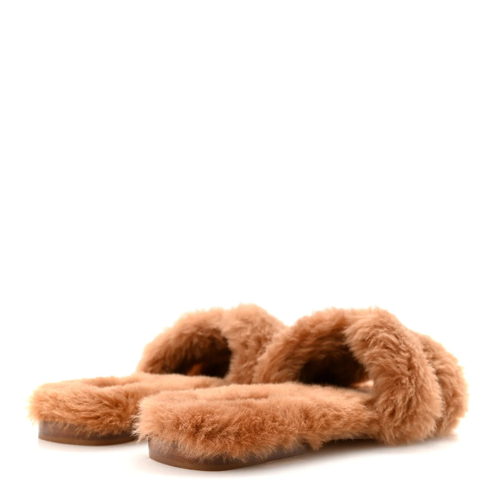 Hermes Tan Shearling Oran Sandals
