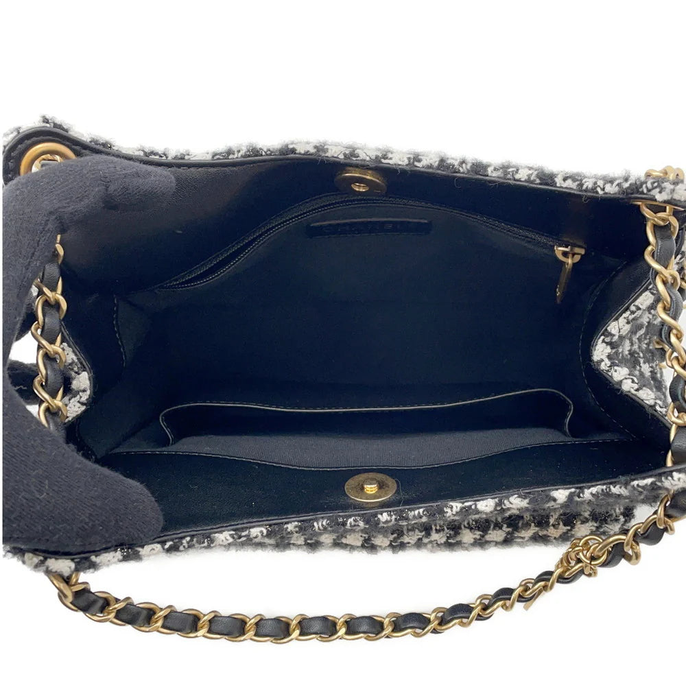 Chanel Houndstooth Tweed Flap Hobo Bag