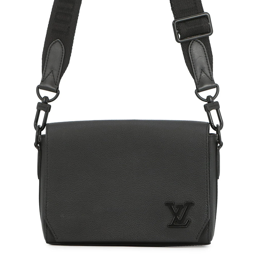 Louis Vuitton Black Taurillon Messenger