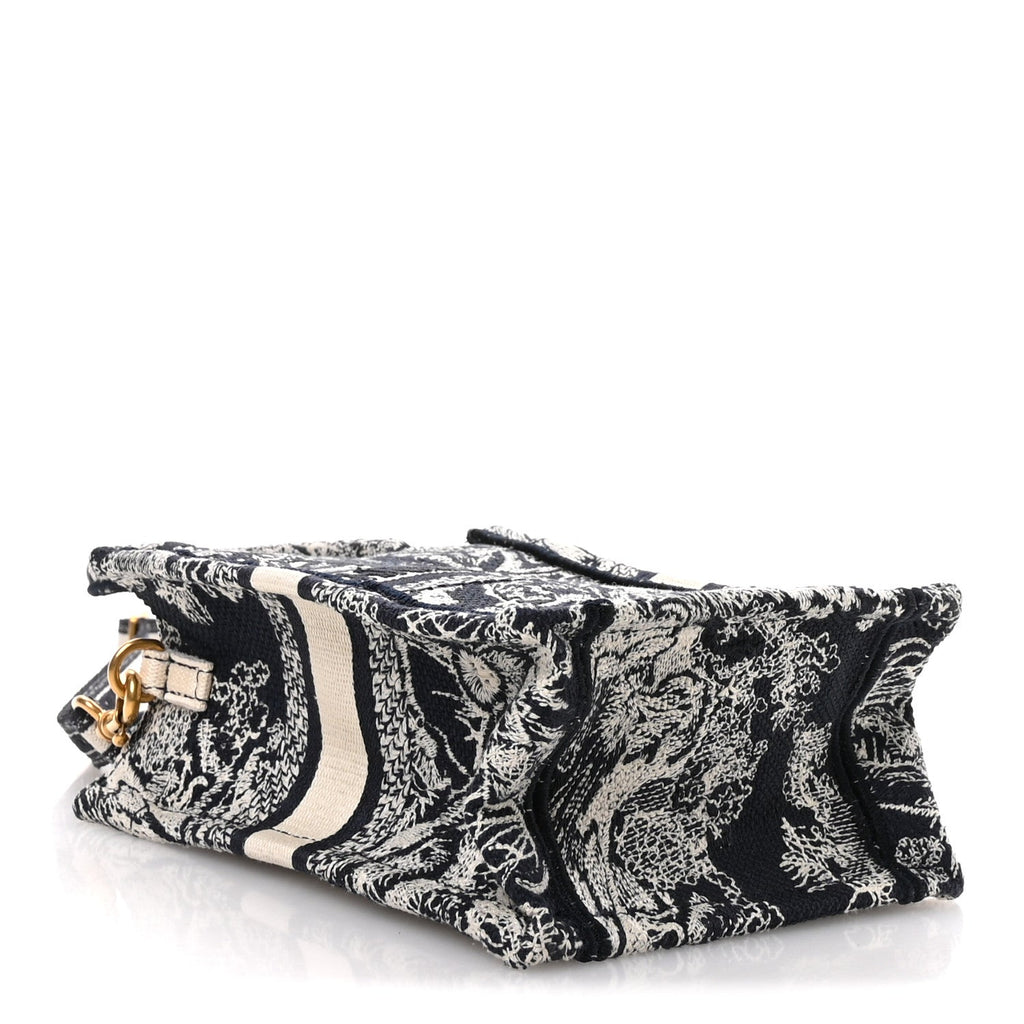 Dior Embroidered Animalier Phone Bag