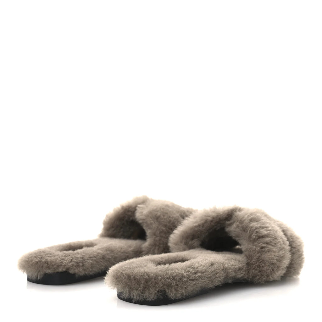 Hermes Grey Shearling Oran Sandals