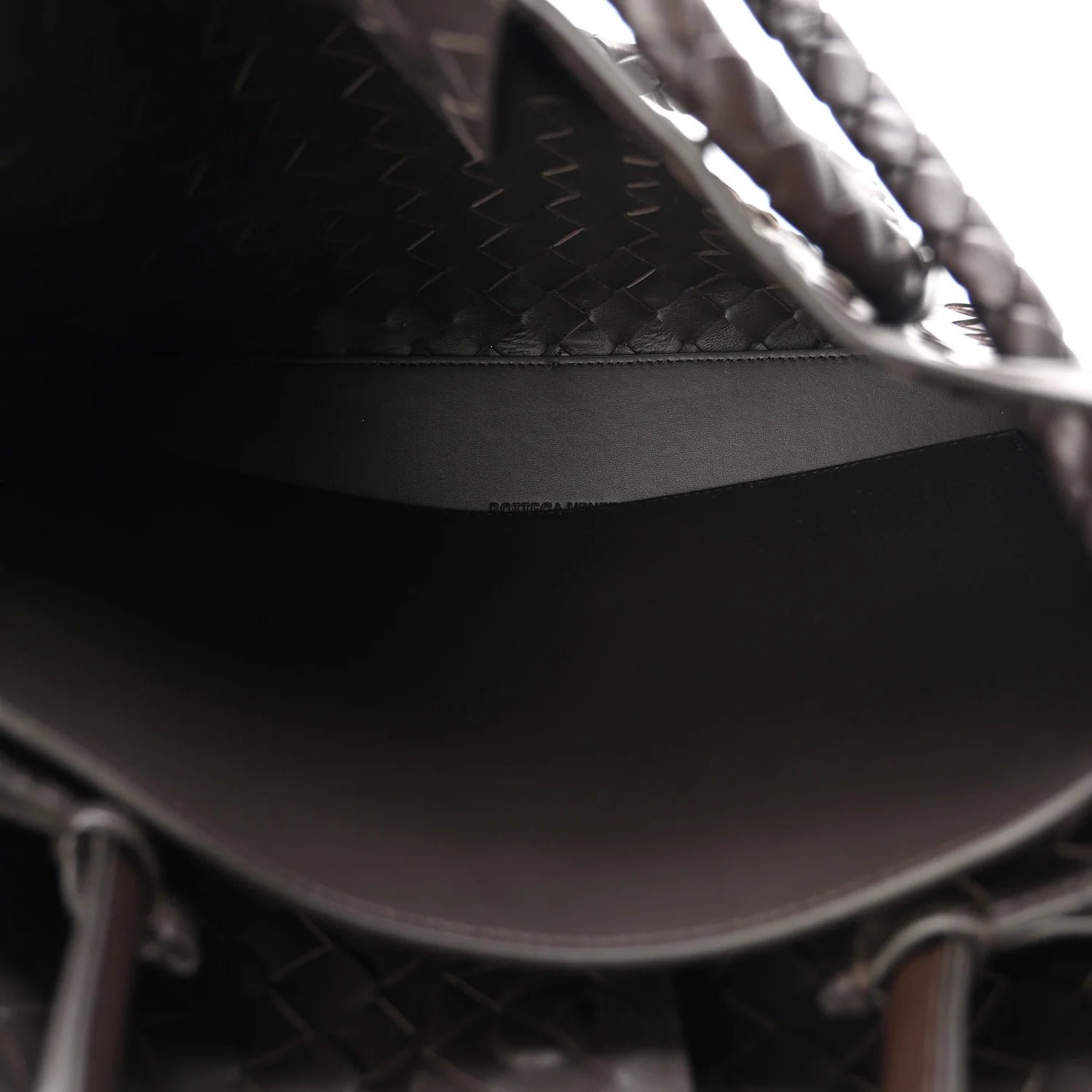 Bottega Veneta Intrecciato Andiamo Tote