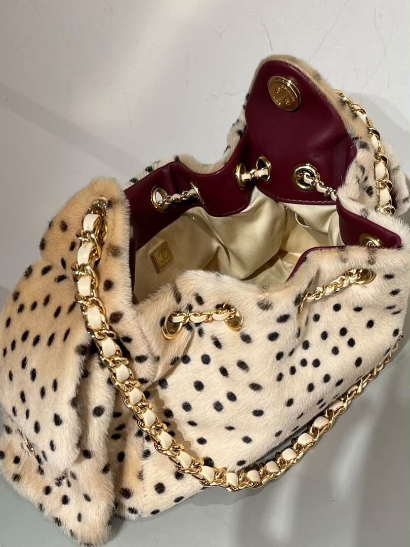 Luxury Spotted Fur Chain Handbag