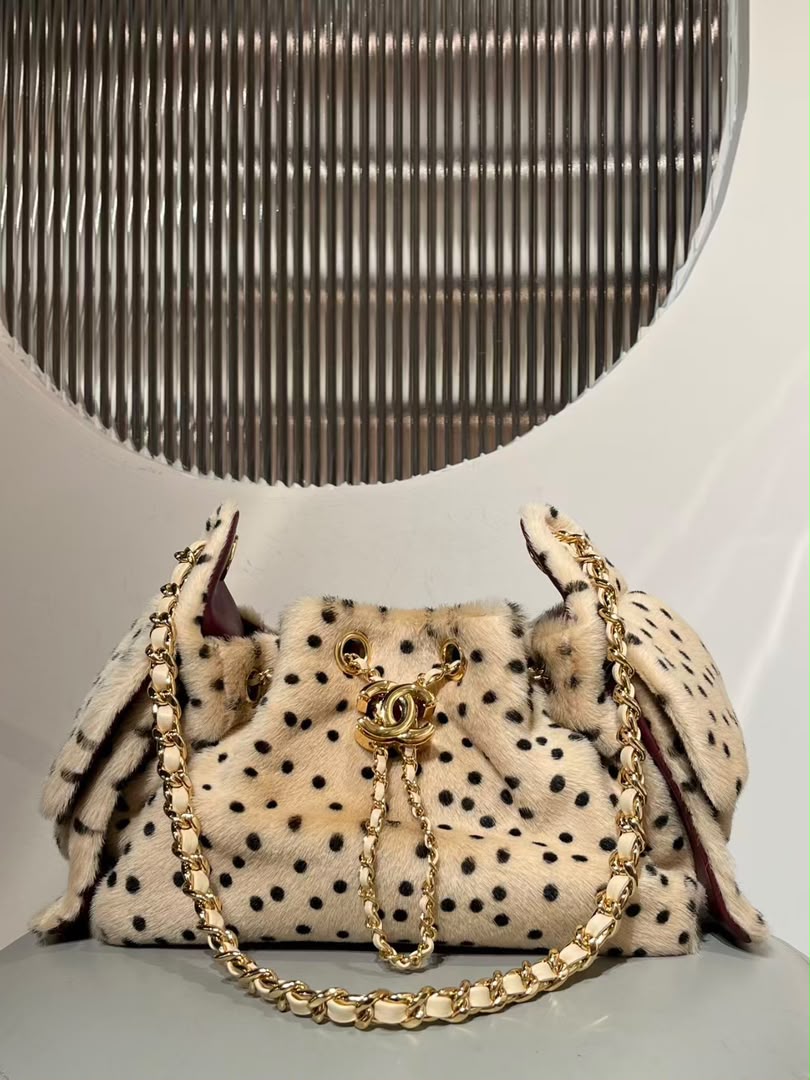Luxury Spotted Fur Chain Handbag